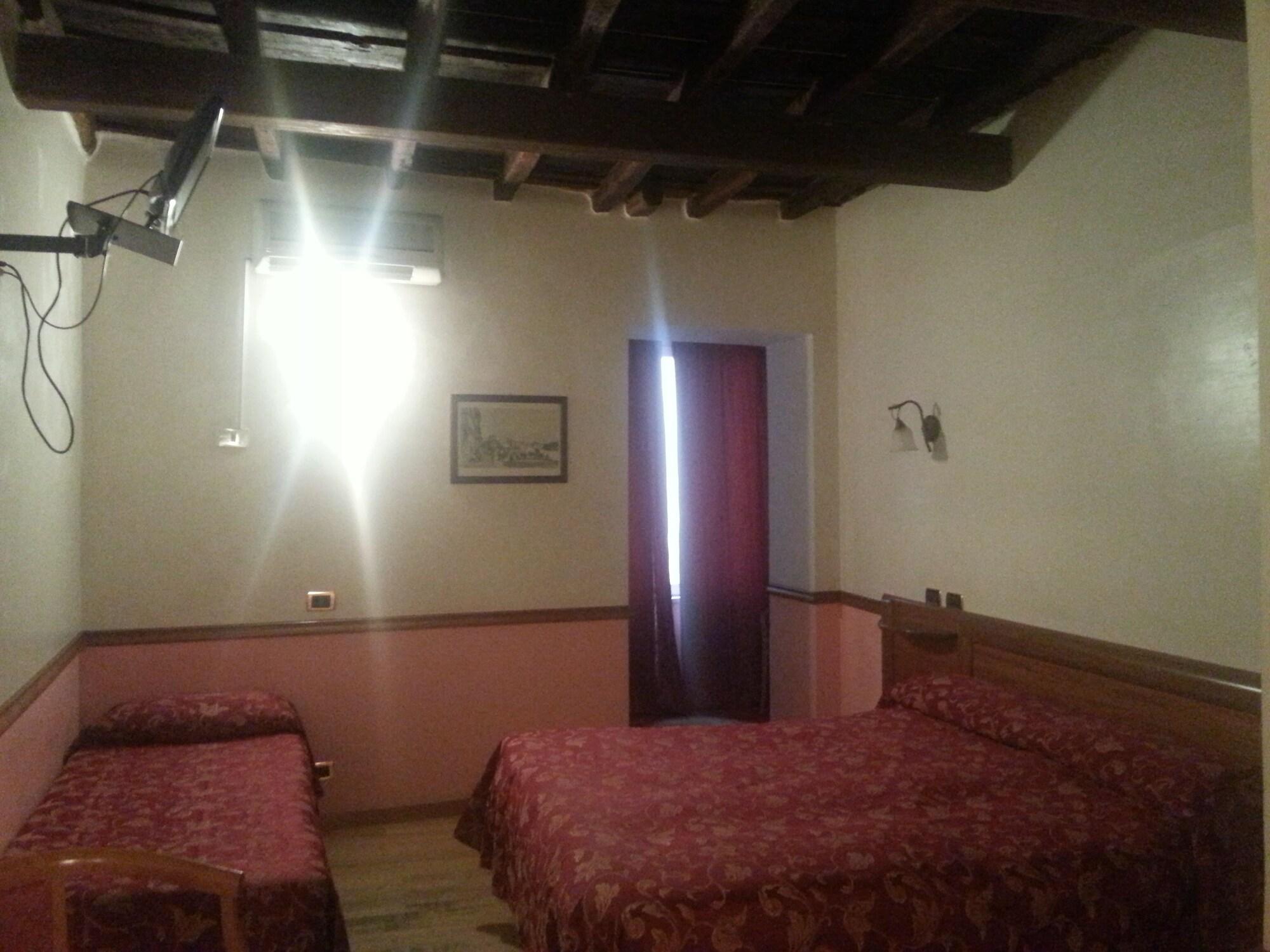 Hotel Santa Prassede Rome Exterior photo