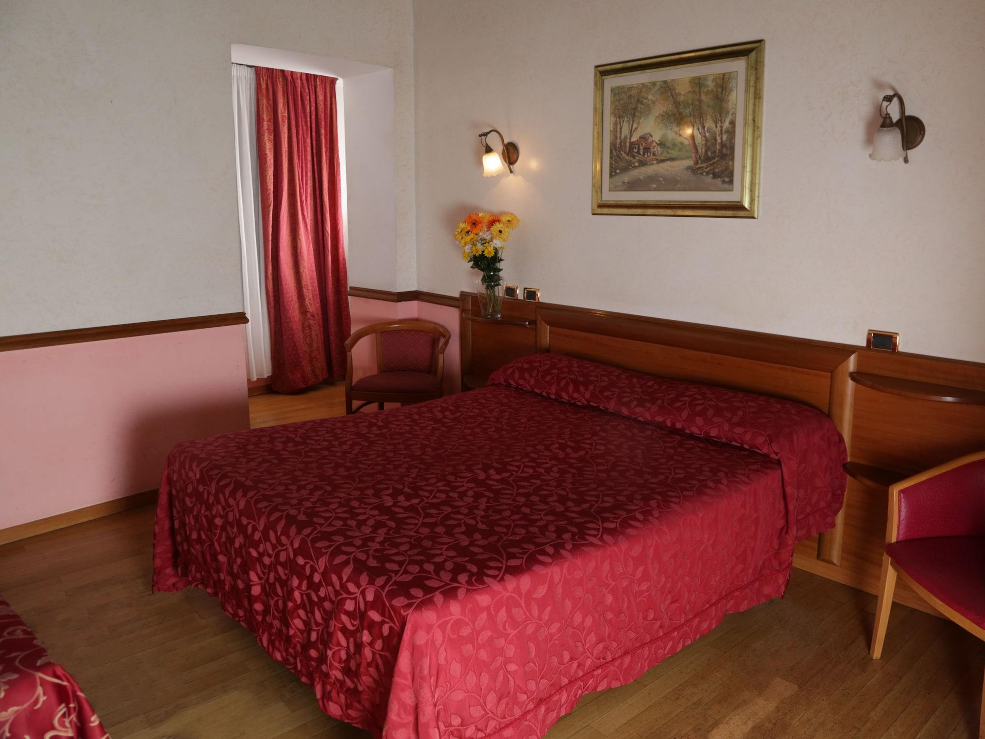 Hotel Santa Prassede Rome Exterior photo