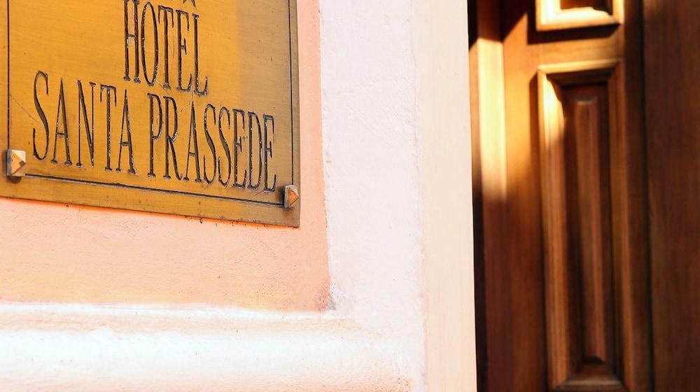 Hotel Santa Prassede Rome Exterior photo