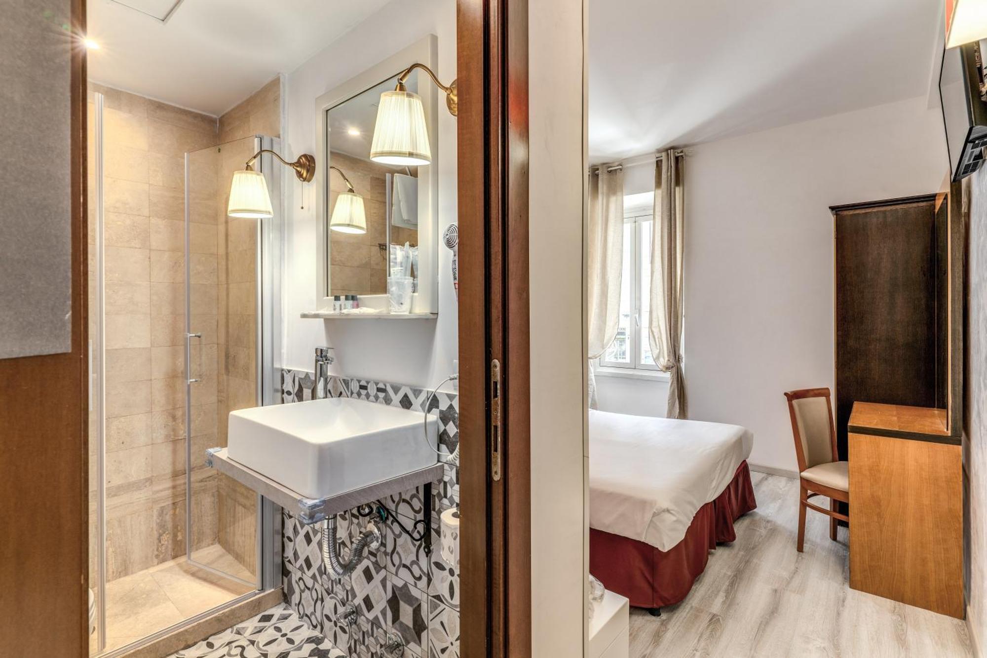 Hotel Santa Prassede Rome Exterior photo